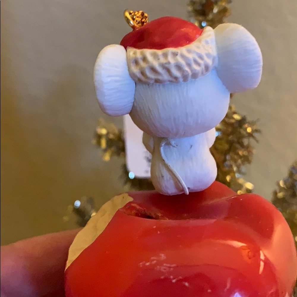 “To a special teacher” mouse Christmas ornament - Picture 9 of 16